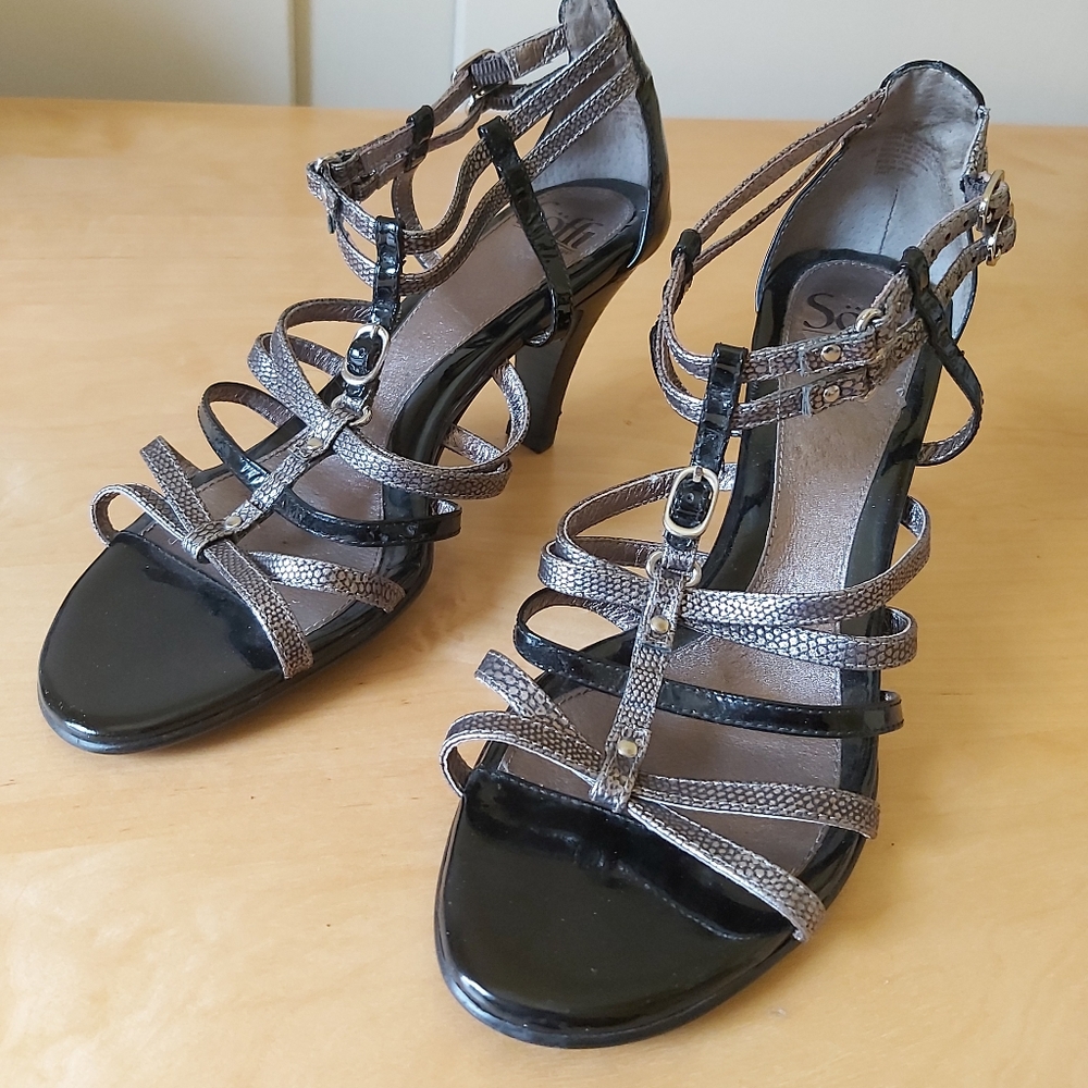 Heels fits size 9.5